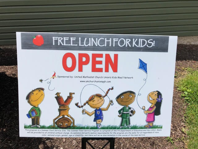 Sign outside of United Methodist Church Union advertising free lunch for kids